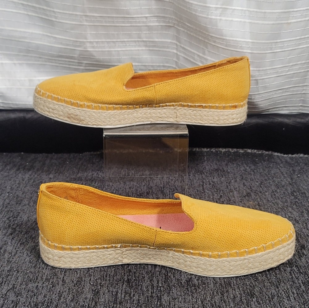 Dr. Scholl's Find Me Espadrille Slip On, Women's Size 7.5 M, Yellow